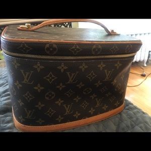 Louis Vuitton Train case - excellent condition!